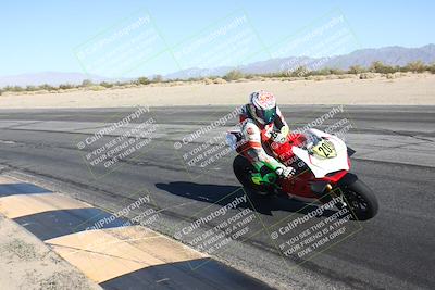 media/Dec-01-2025-Moto Forza (Mon) [[2daa91e15f]]/2-Intermediate Group/Session 4 (Turn 10 Inside)/